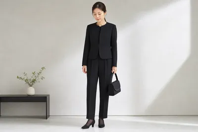 喪服のパンツスーツはしまむらで買える？
